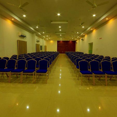 Sara Hotels&Apartments Nedumbassery Exterior foto